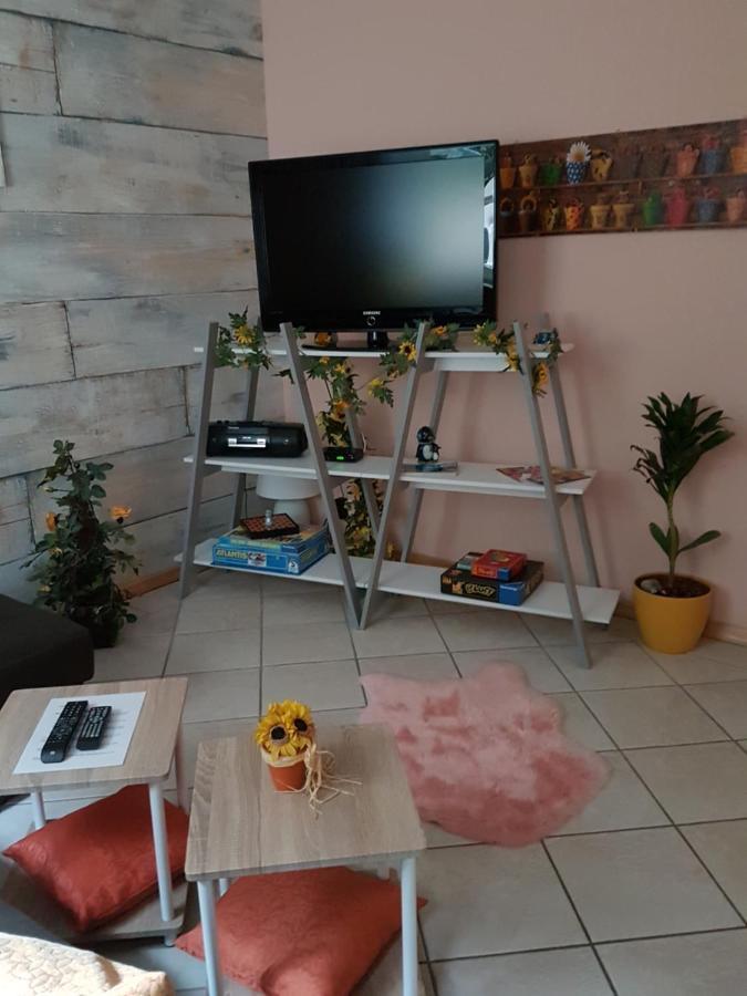 Satama Apartment *